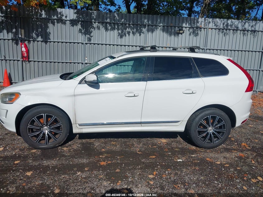2016 VOLVO XC60 VIN YV449MRKXG2890683 — фото 14