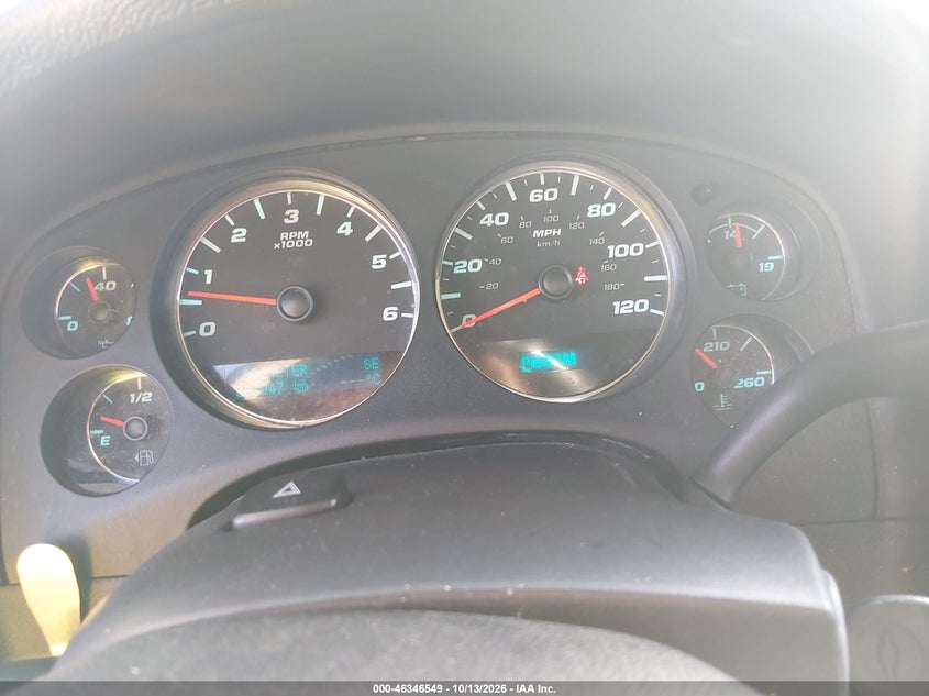 2012 GMC YUKON SLE · Photo 7