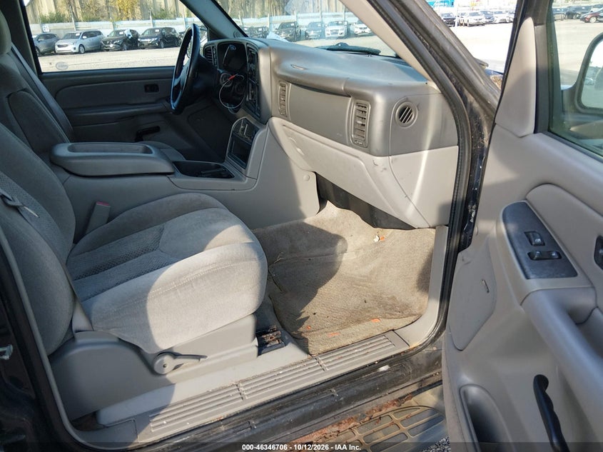 CHEVROLET SUBURBAN 1500 2005 VIN 3GNFK16Z95G247284