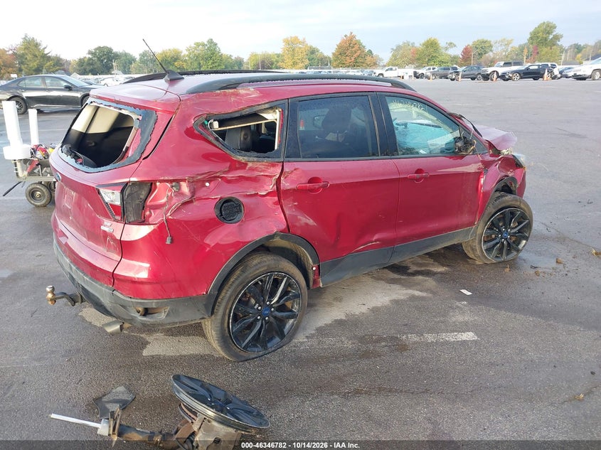 Vin: 1fmcu9gd3kuc39824, lot: 46847048, ford escape se 20194