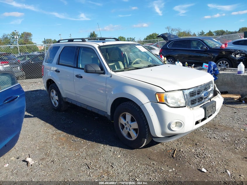 Vin: 1fmcu9dgxbkb19738, lot: 46847097, ford escape xlt 20111