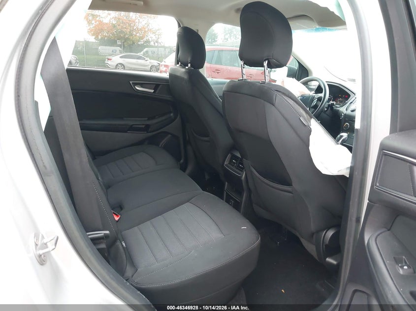 2018 FORD EDGE SE · Фото 8