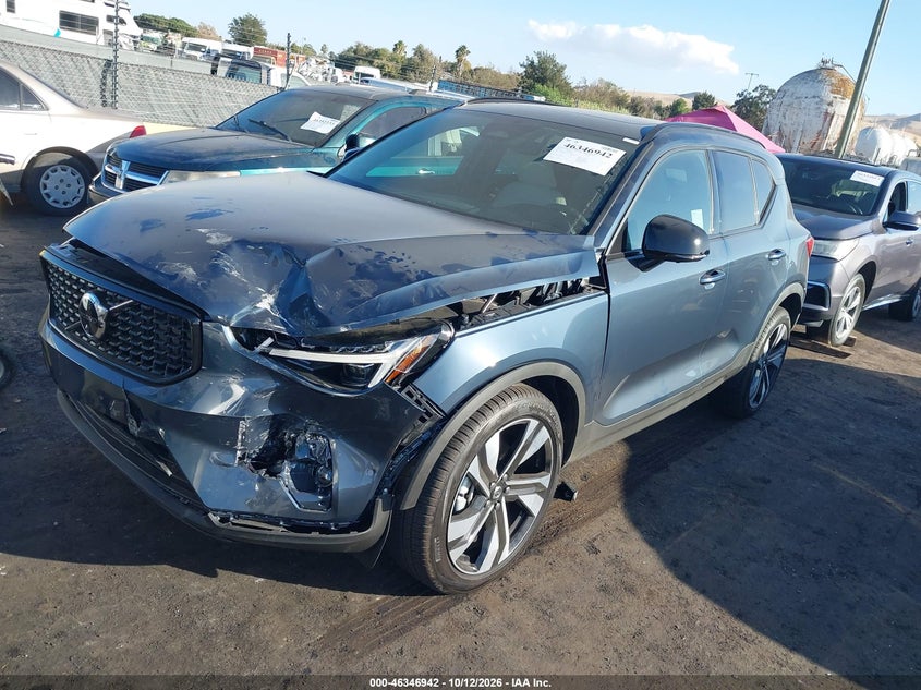 Vin: yv4l12um7t2816678, lot: 46847208, volvo xc40 ultra, b5 awd gas (mild hybrid), dark 20262