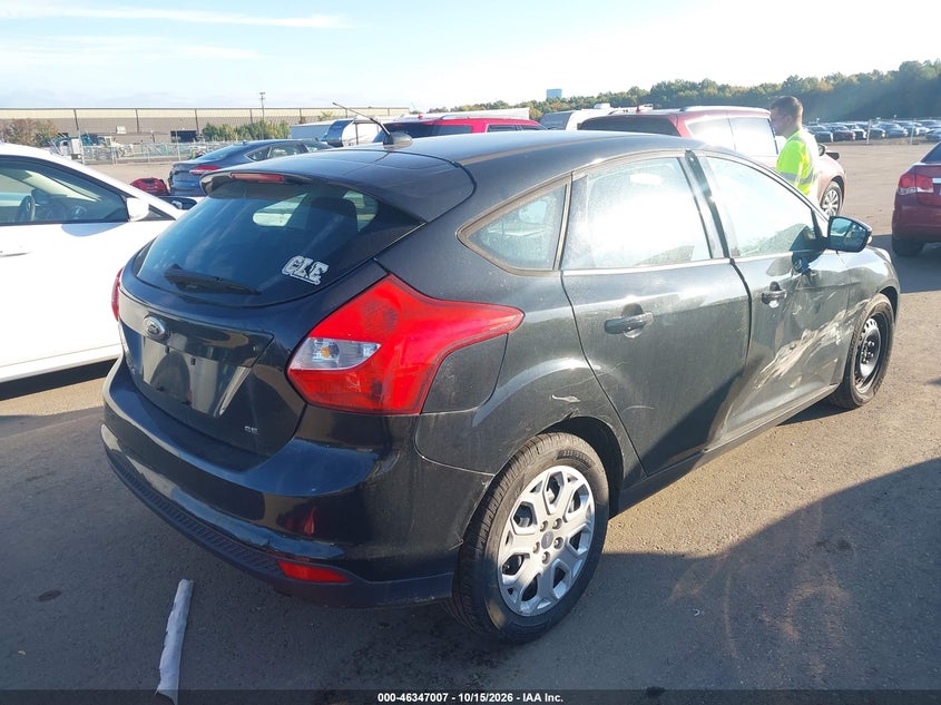 Vin: 1fahp3k28cl138845, lot: 46847273, ford focus se 20124