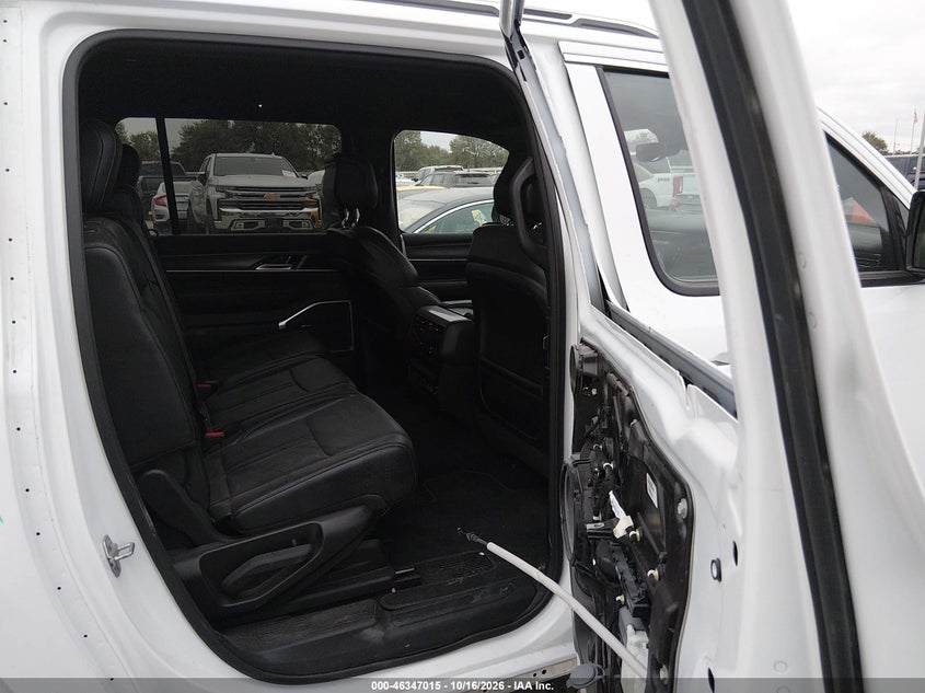 2024 JEEP WAGONEER L SERIES II 4X2 · Фото 8