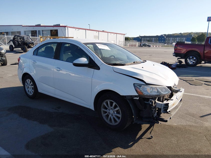 Vin: 1g1jd5sh1h4147241, lot: 46847377, chevrolet sonic lt auto 20171
