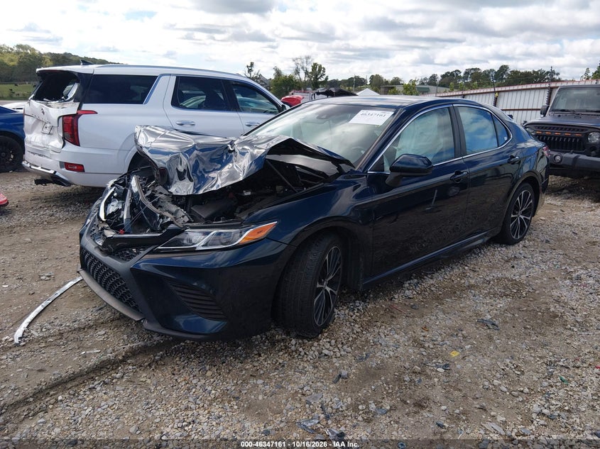 Vin: 4t1b11hk0ju525468, lot: 46847427, toyota camry se 20182