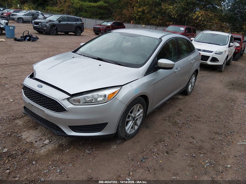 Vin: 1fadp3f27jl322079, lot: 46847518, ford focus se 20182