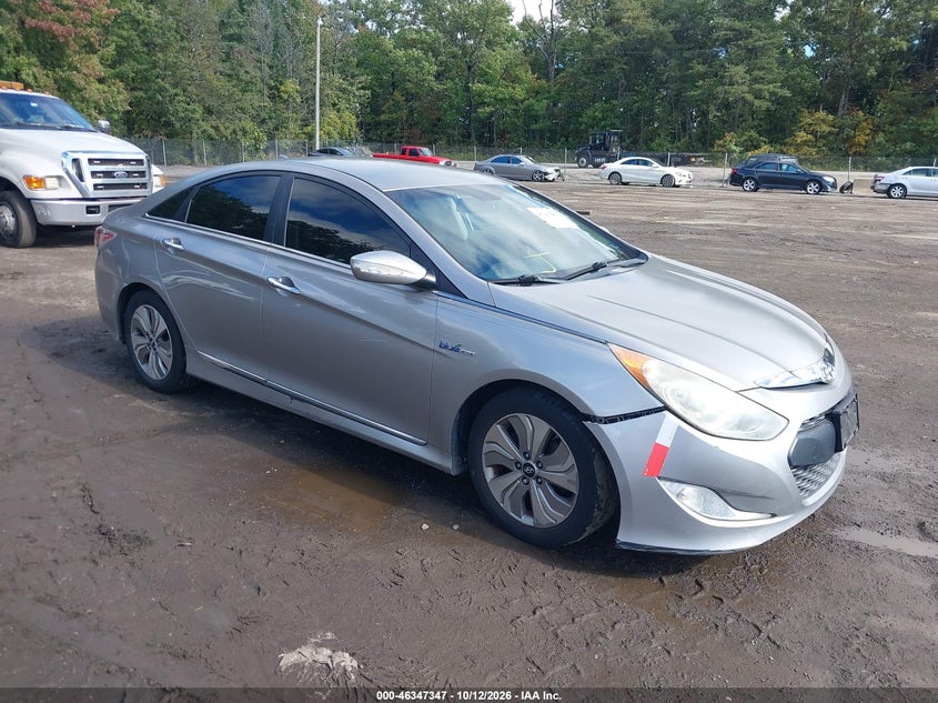 HYUNDAI SONATA HYBRID 2013, VIN KMHEC4A46DA100685