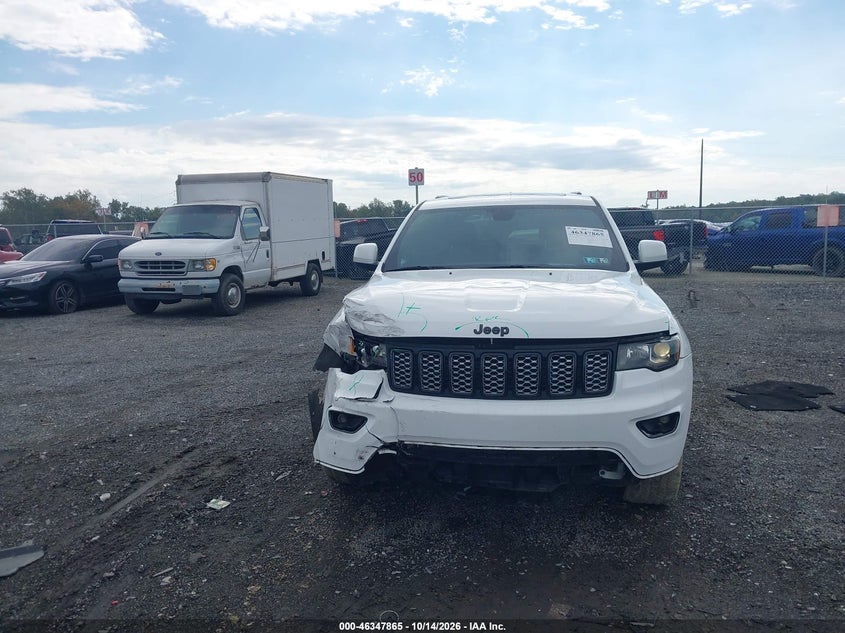 JEEP GRAND CHEROKEE - zdjęcie 12