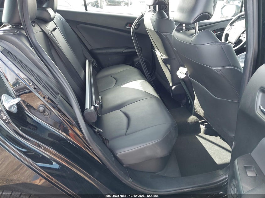 TOYOTA PRIUS PRIME - zdjęcie 8