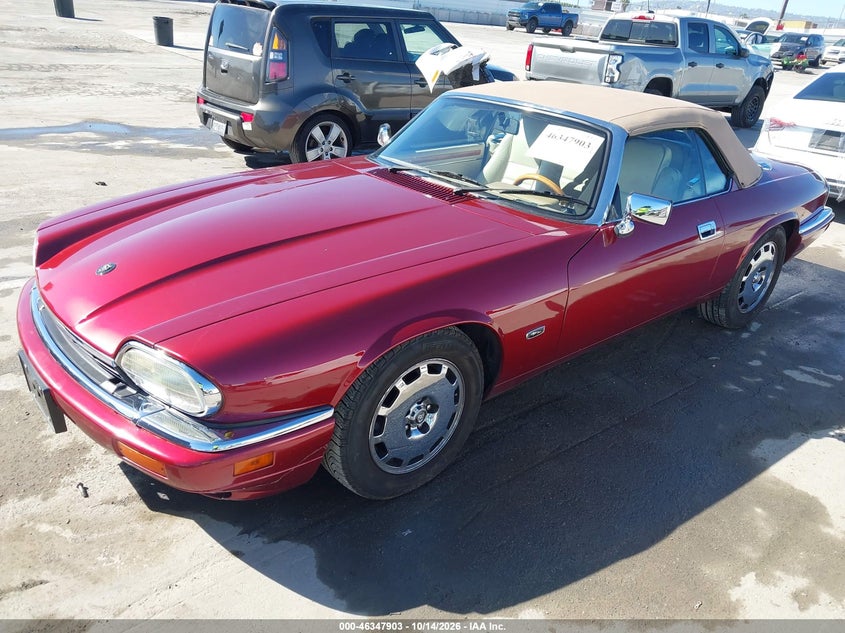 1996 Jaguar Xjs 2+2, Normal Wear & Tear, IAAI, VIN SAJNX2743TC224261 — photo 2