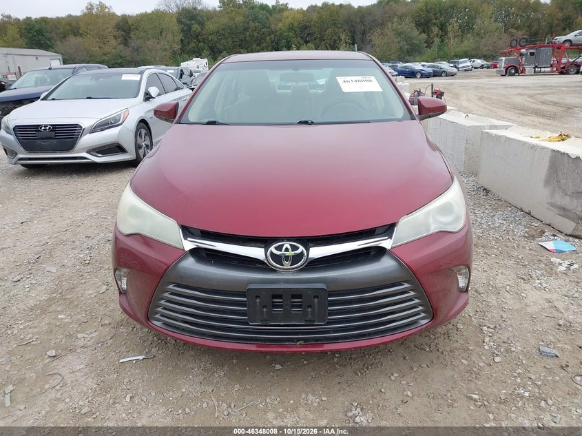 TOYOTA CAMRY - zdjęcie 13