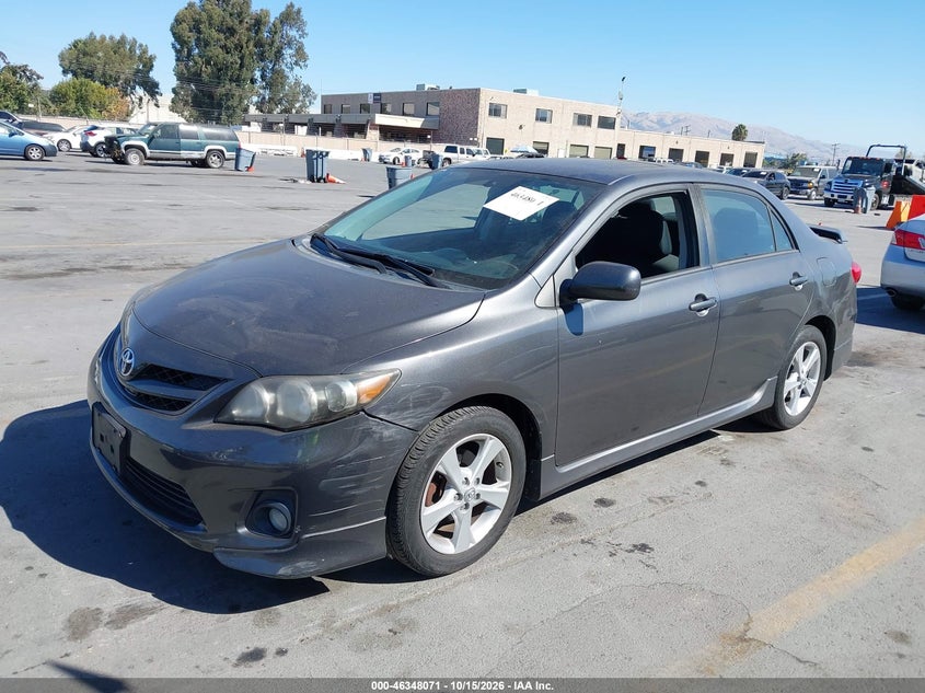 Vin: 2t1bu4ee0cc777099, lot: 46848337, toyota corolla s 20122