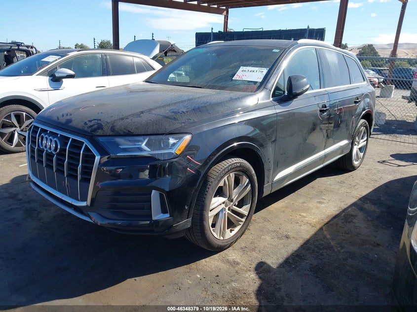 2021 Audi Q7 Premium 45 Tfsi Quattro Tiptronic, Roof, IAAI, VIN WA1AJAF78MD011185 — photo 2