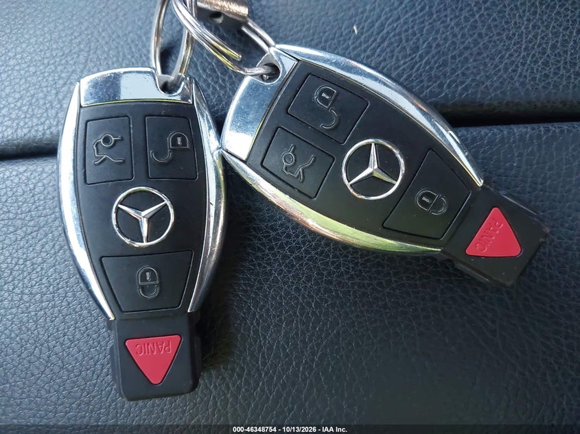 2018 MERCEDES-BENZ GLC 300 4MATIC · Фото 11