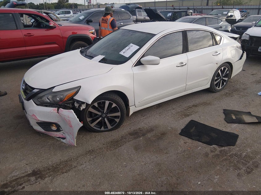Vin: 1n4al3ap1hn336656, lot: 46849136, nissan altima 2.5 sr 20172