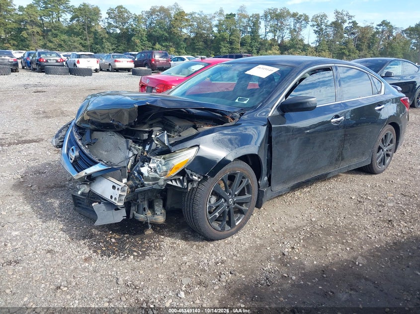 2017 Nissan Altima 2.5 Sr, Normal Wear & Tear, IAAI, VIN 1N4AL3AP6HC260864 — photo 2