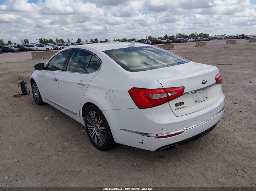 2015 KIA CADENZA PREMIUM · Photo 3