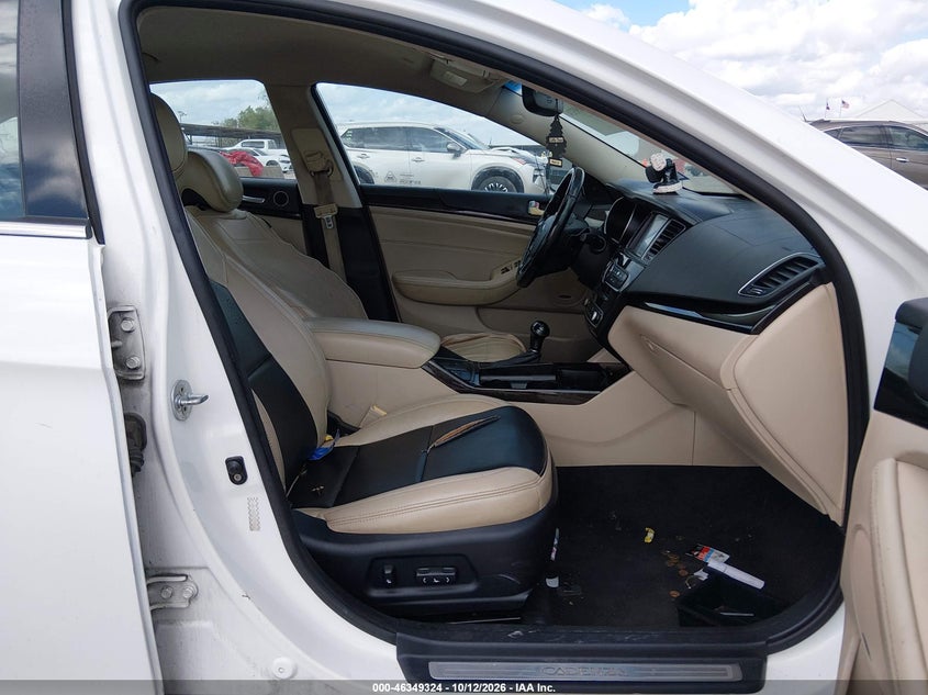 2015 KIA CADENZA PREMIUM · Photo 5
