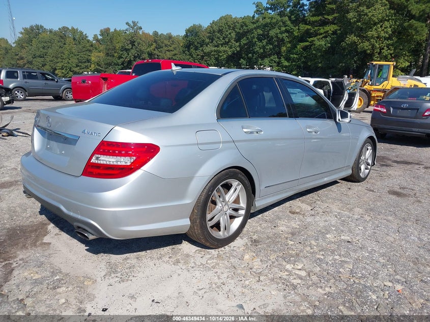 Vin: wddgf8bb5cr234974, lot: 46849700, mercedes-benz c 300 sport 4matic 20124