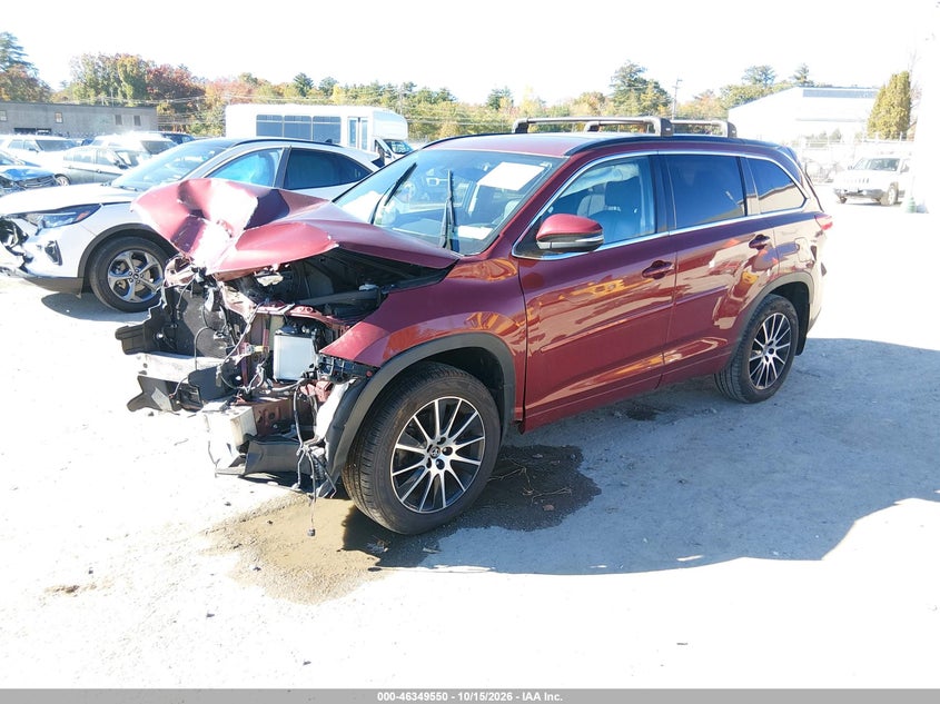 2017 Toyota Highlander Se, Front End, IAAI, VIN 5TDJZRFHXHS368884 — photo 2