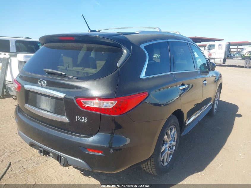 2013 INFINITI JX35 · Photo 4
