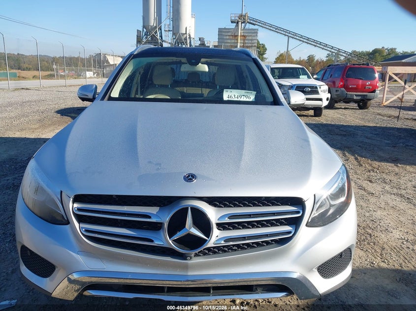 MERCEDES-BENZ GLC 300 - zdjęcie 12