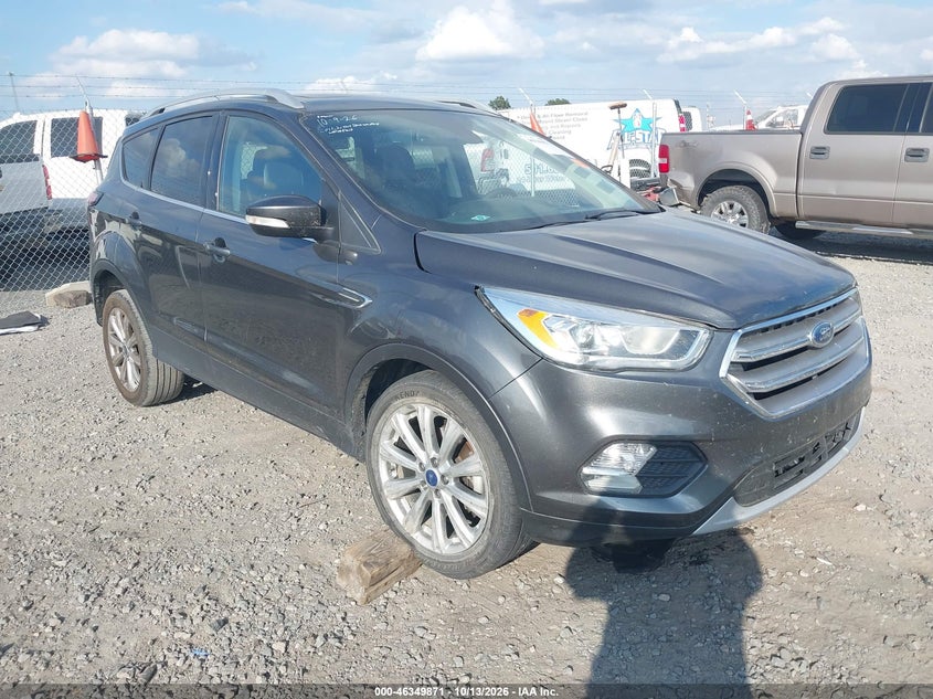 Vin: 1fmcu0jd3hud75223, lot: 46850137, ford escape titanium 20171