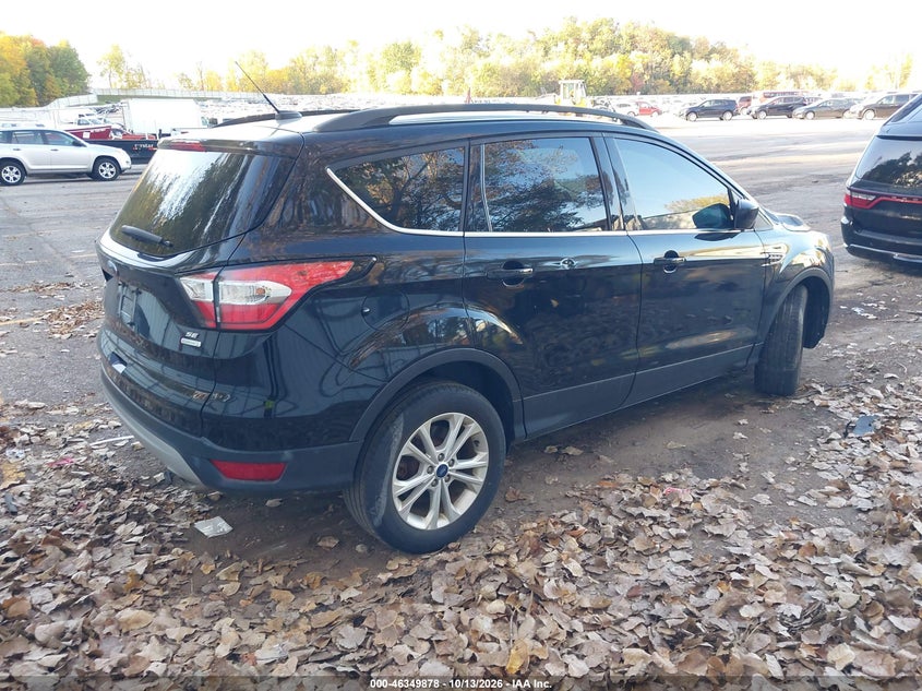 Vin: 1fmcu0gd4juc11010, lot: 46850143, ford escape se 20184