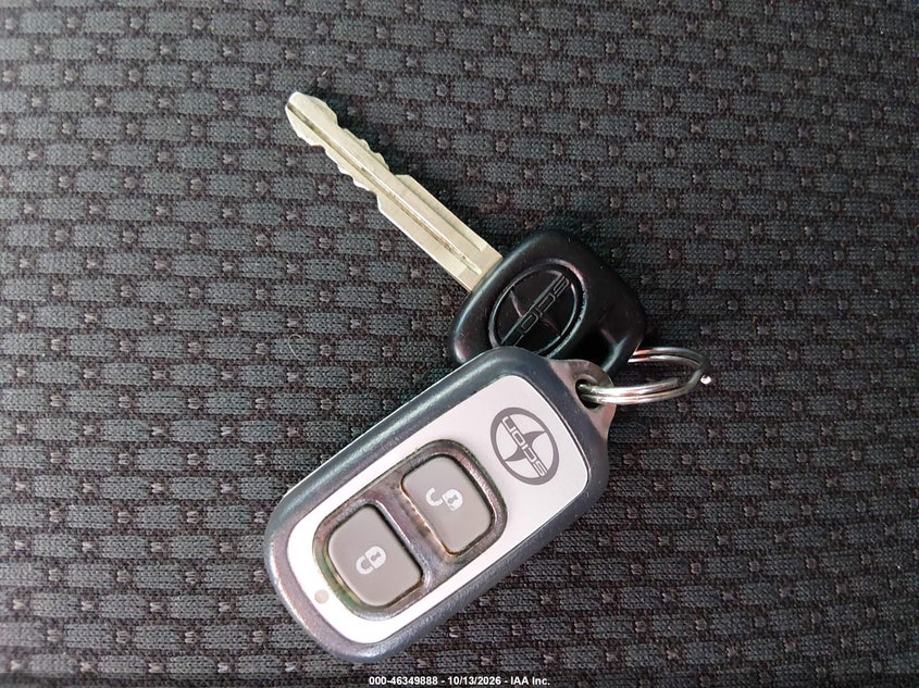 2006 SCION XA · Фото 11