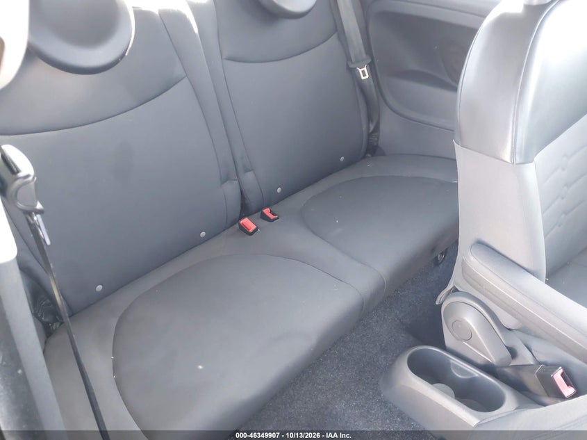 2012 FIAT 500 POP · Фото 8