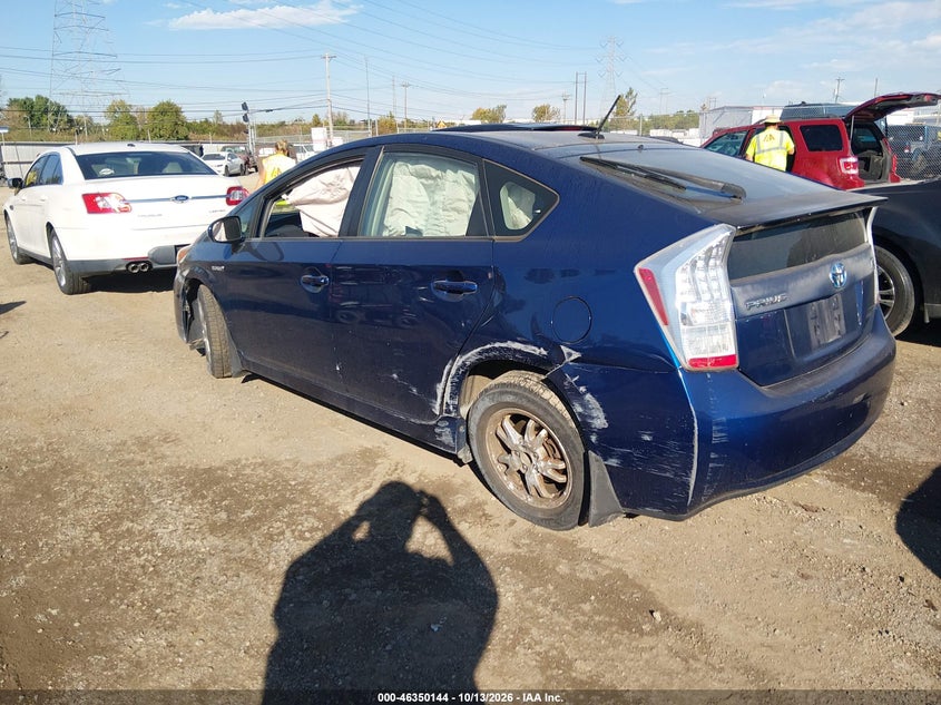 2010 TOYOTA PRIUS II · Фото 3