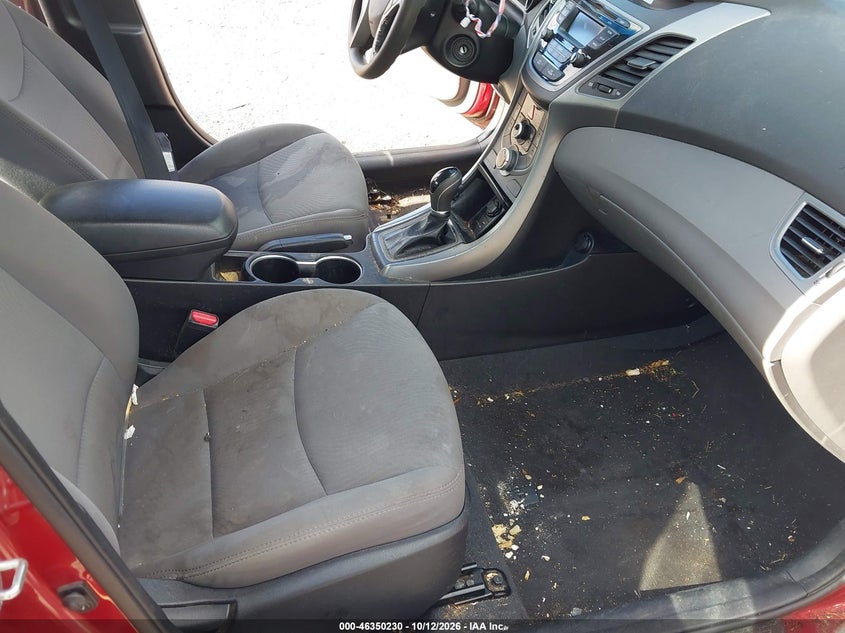 HYUNDAI ELANTRA 2015 VIN 5NPDH4AE2FH576289
