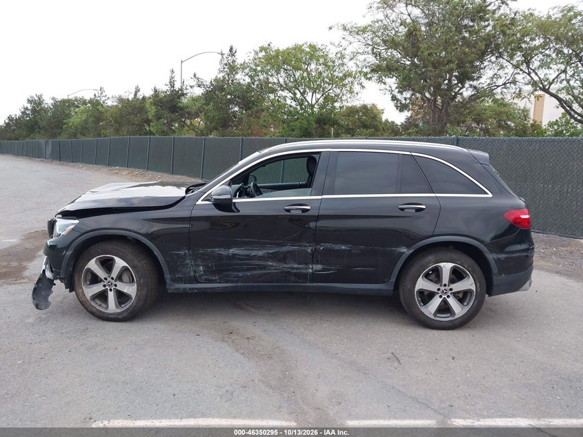 MERCEDES-BENZ GLC 300 - zdjęcie 15
