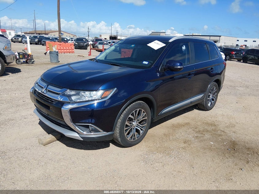 2018 Mitsubishi Outlander Sel, Rear, IAAI, VIN JA4AD3A39JZ064029 — photo 2
