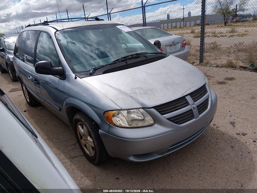 2005 DODGE CARAVAN SXT