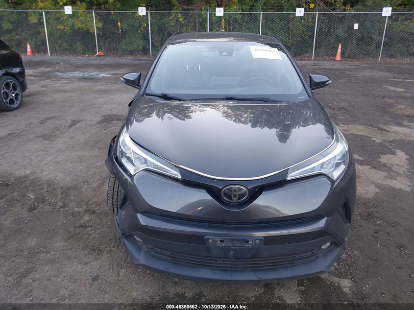 TOYOTA C-HR - zdjęcie 12