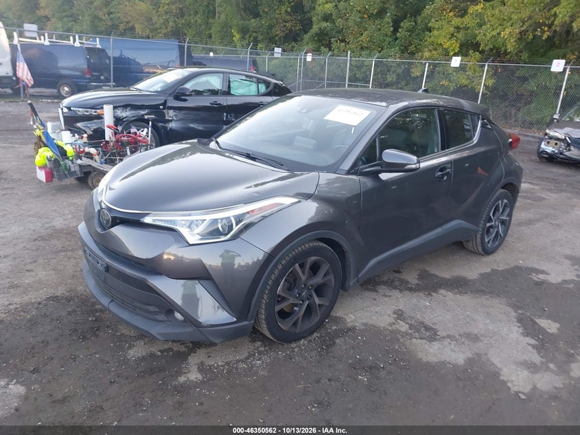 TOYOTA C-HR - zdjęcie 2