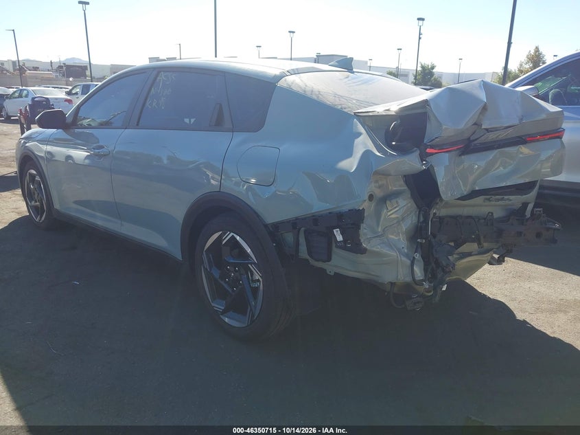 Vin: 3kpfu4de6te299694, lot: 46850981, kia k4 ex 20263