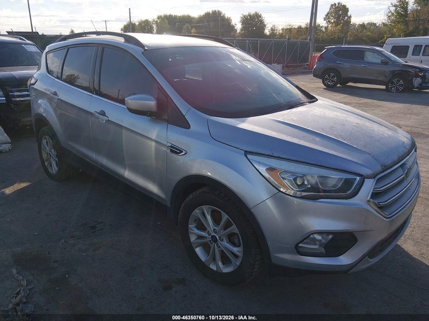 Vin: 1fmcu9hd7jud17180, lot: 46851026, ford escape sel 20181