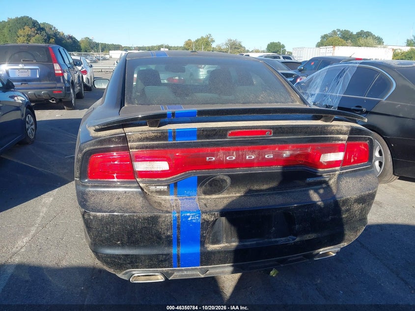 2011 DODGE CHARGER R/T · Photo 16