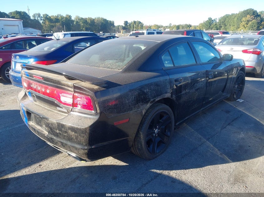 2011 DODGE CHARGER R/T · Photo 4