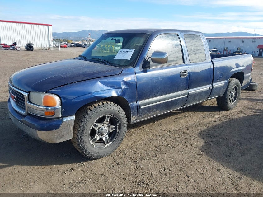 2001 GMC Sierra 1500 Sle, Удар сзади, IAAI, VIN 2GTEC19V011142324 — фото 2