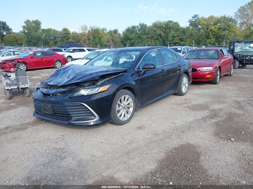 2022 Toyota Camry Le, Front End, IAAI, VIN 4T1C11AK2NU047039 — photo 2