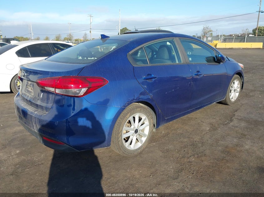 2017 KIA FORTE LX · Фото 4