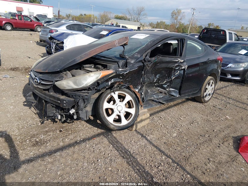 2011 Hyundai Elantra Limited, Левый бок, IAAI, VIN 5NPDH4AE3BH076121 — фото 2