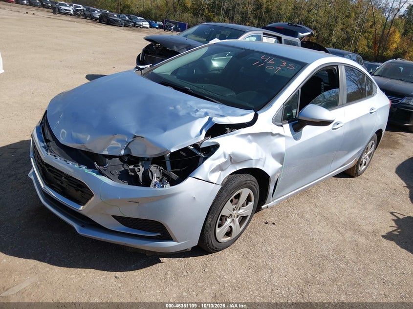 2017 Chevrolet Cruze Ls Auto, Удар спереди, IAAI, VIN 1G1BC5SM3H7131013 — фото 2