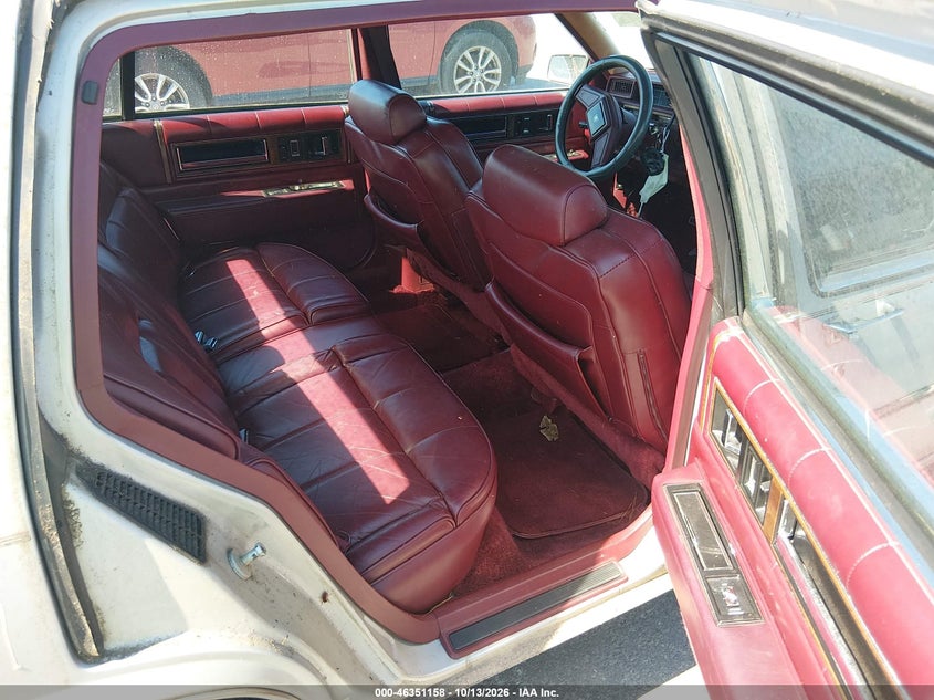 CADILLAC DEVILLE 1988 VIN 1G6CD5153J4243727