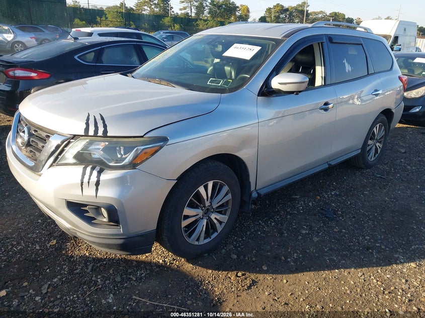 2017 Nissan Pathfinder Sl, Normal Wear & Tear, IAAI, VIN 5N1DR2MMXHC696694 — photo 2